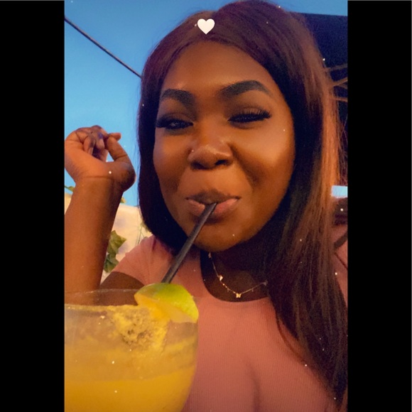 Meet your Posher, Merry - Picture 1 of 1